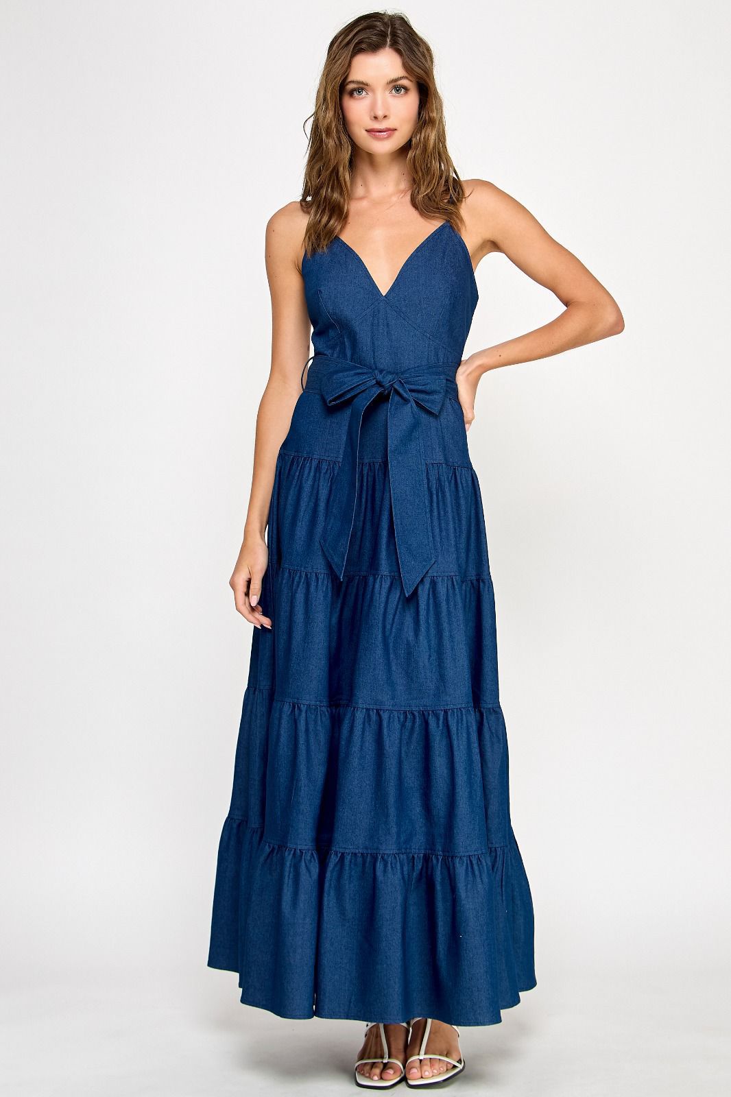 VESTIDO LARGO CON DETALLE DE CINTURON SID1025