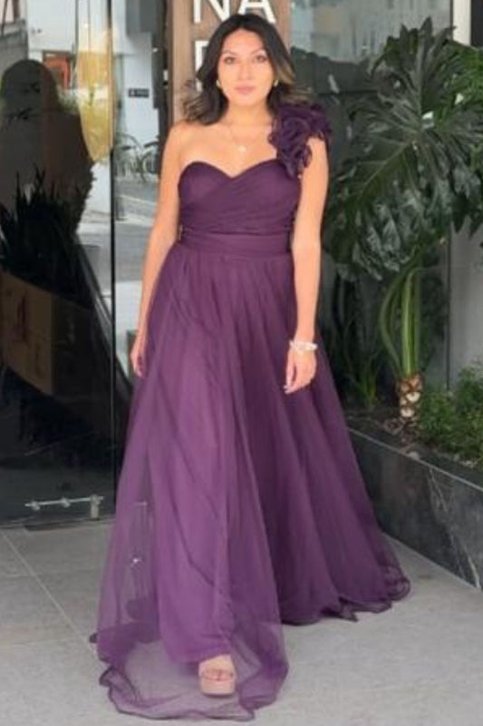 VESTIDO LARGO CON DETALLE EN EL HOMBRO RDV5595