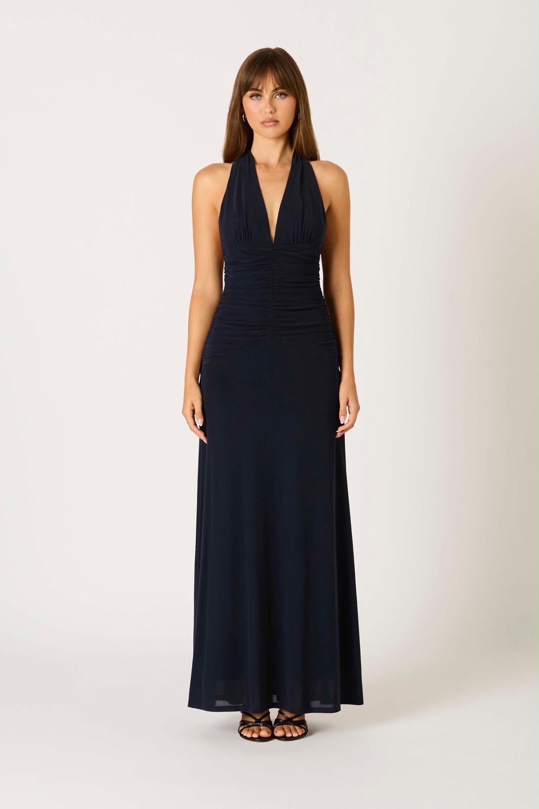 VESTIDO HALTER CON APERTURA EN ESPALDA CD-14229